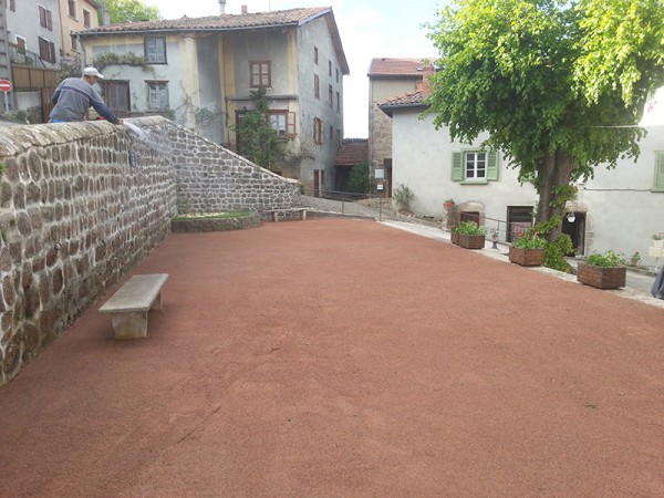 Terrassement Violay à Chambost-Longessaigne